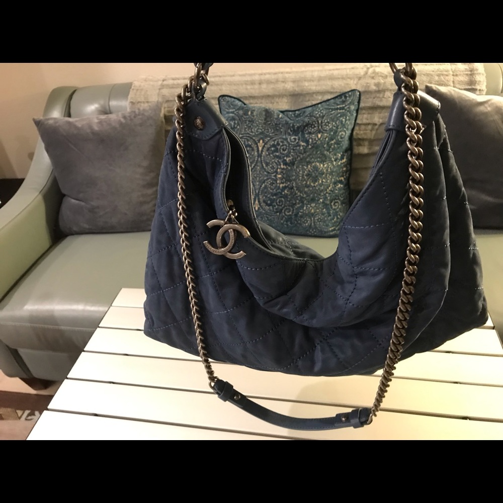 Chanel hobo bag - Picture 2 of 6